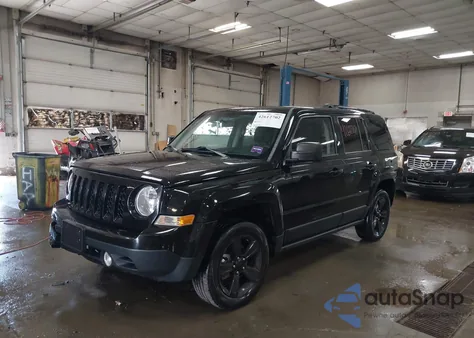 2015 Jeep Patriot Altitude Edition из США, поврежденный, VIN 1C4NJRBB3FD312305